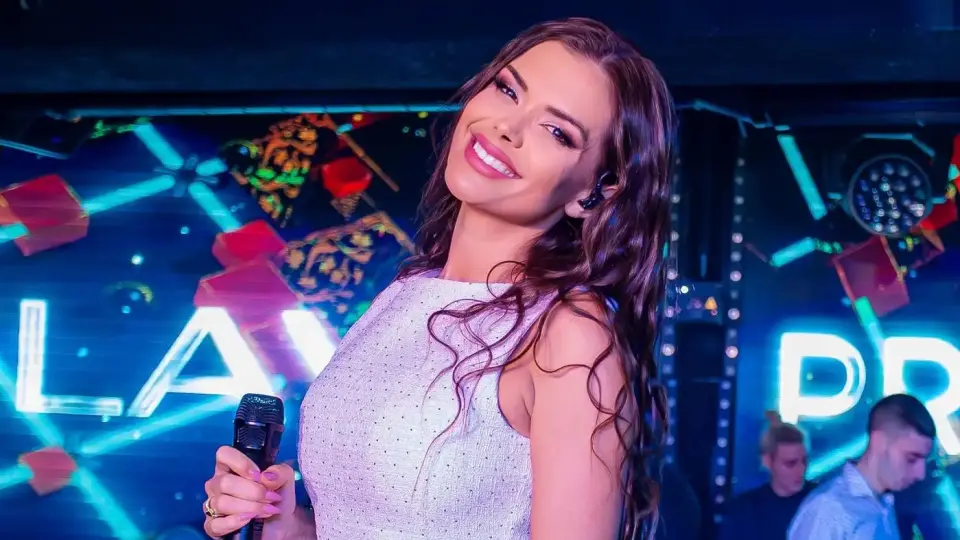 30 000 евро на китката? Преслава отново вдигна летвата Снимки