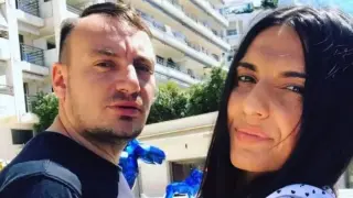 След резила в "Хелс Китчън": Пиленцето от Монако търси работа на мъжа си