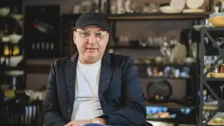 Шеф Манчев полудя от липсата на хигиена в ресторант в Севлиево