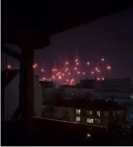 Глория Петкова в паника заради червени светлини над София: „Ракети ли са?“ Снимка