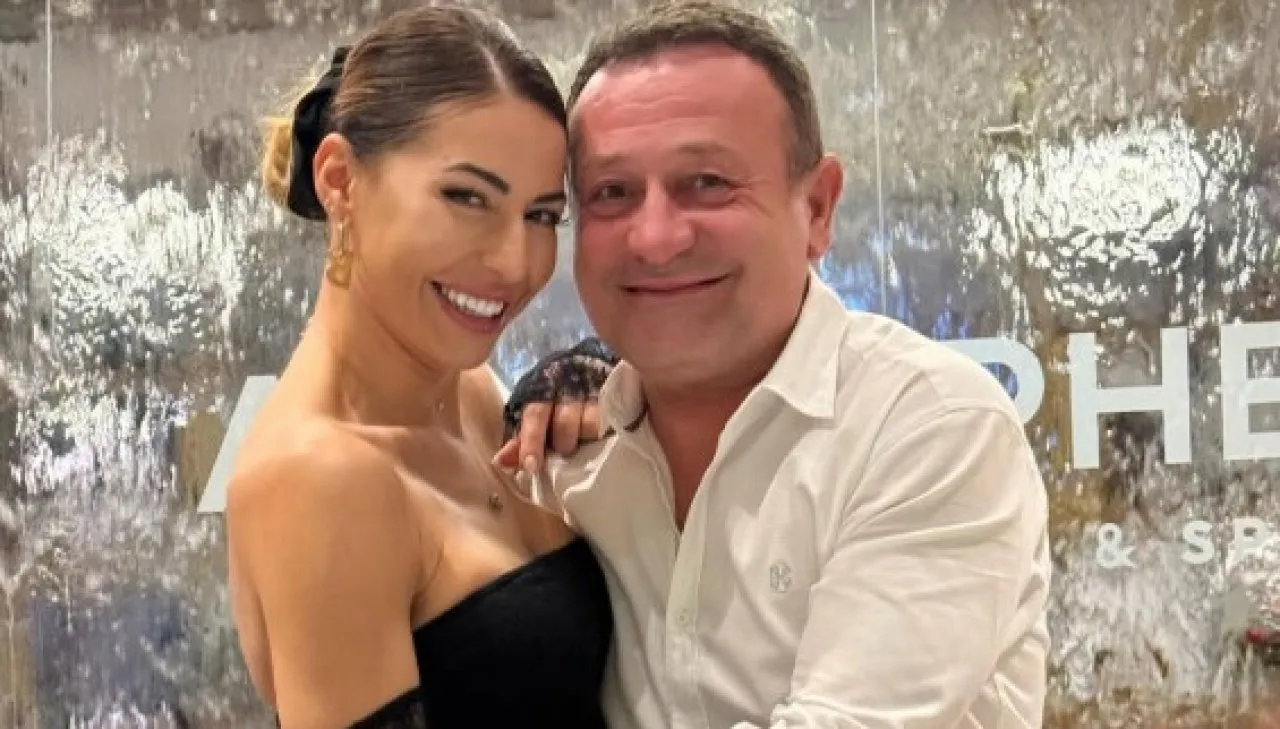 Що за глупост?! Ето кой избра годежния пръстен на Рачков