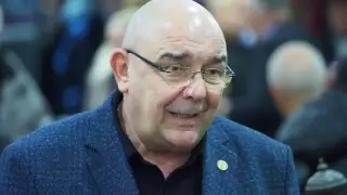 Скандал в Сатирата! Сърменов изгони "неадекватни" журналистки от премиера
