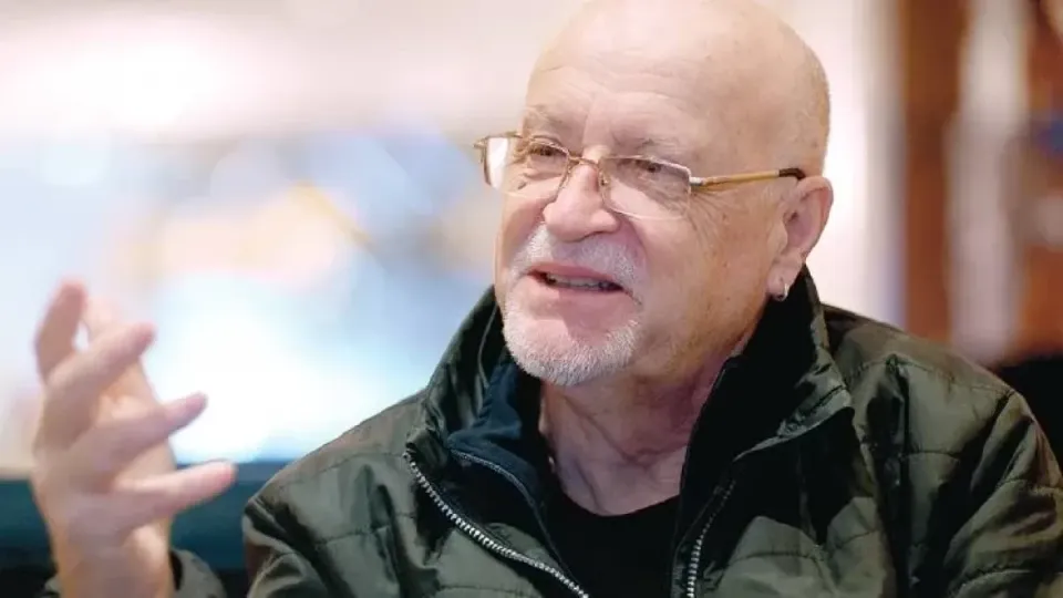 Данчо Караджов бесен: Изтрих телефоните им след този удар