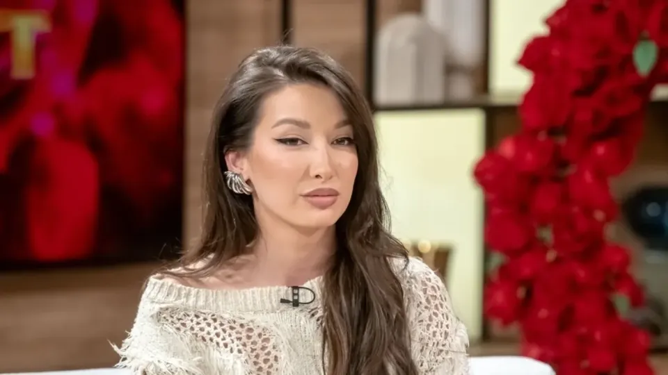 Екатерина от "Ергенът" показа новия си любим, Маги Джанаварова не се сдържа