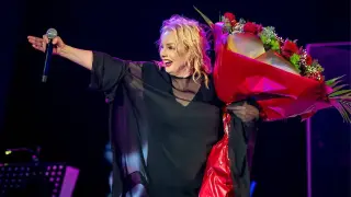 Обвиниха Мария Илиева, че е преписала текста на хит на Тони Димитрова