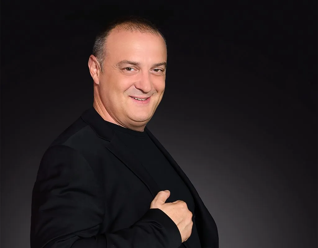 Краси Радков става водещ на "Фермата"