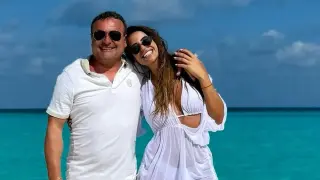 Годеницата на Рачков привлече вниманието с нова фотосесия в бял бански
