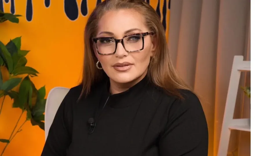 Еми Стамболова скочи на младите си колежки: Вече не е нужно да могат да пеят