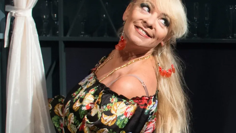Спряха тока на Нона Йотова, тя се оплака в мрежата