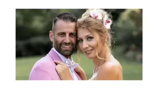 Владо Караджов заряза жена си заради друга, показа я в кадър