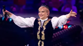 Николина Чакърдъкова с болезнено признание: Загубих най-близките си хора
