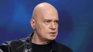 Това ли е новата тайна любов на Слави Трифонов?