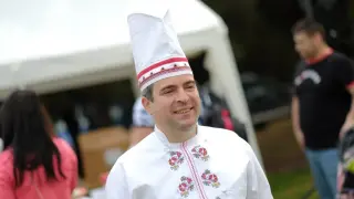 Щастие до небето! Иван Звездев стана дядо за втори път, новият член на семейството носи царско име