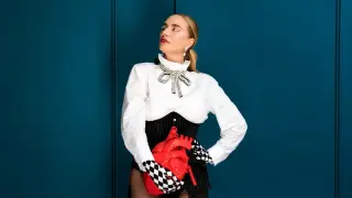 Ваня Щерева вади любовните си провали на показ! Мила Роберт застава до нея
