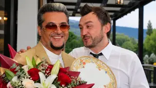 Евгени Минчев изпрати цветя на Любо Киров! Закачлив въпрос разпали любопитството